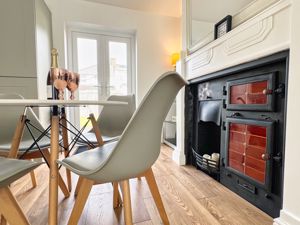 Photo 23- click for photo gallery